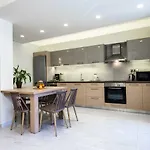 Lemar Luxury