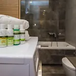Lemar Luxury Χερσόνησος