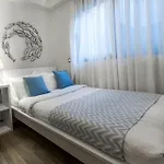 Lemar Luxury Χερσόνησος