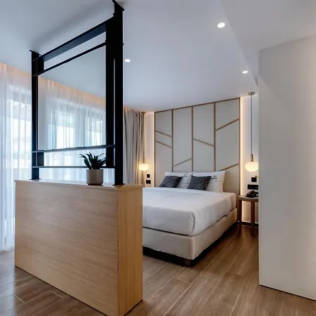 Lemar Luxury