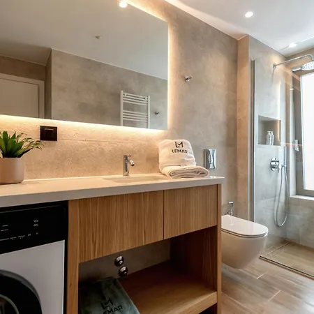 Lemar Luxury
