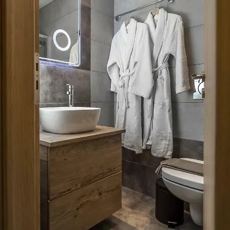 Lemar Luxury * Херсонісос